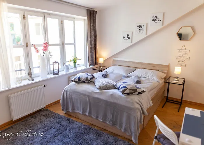Old Town Square Apartment Prague
